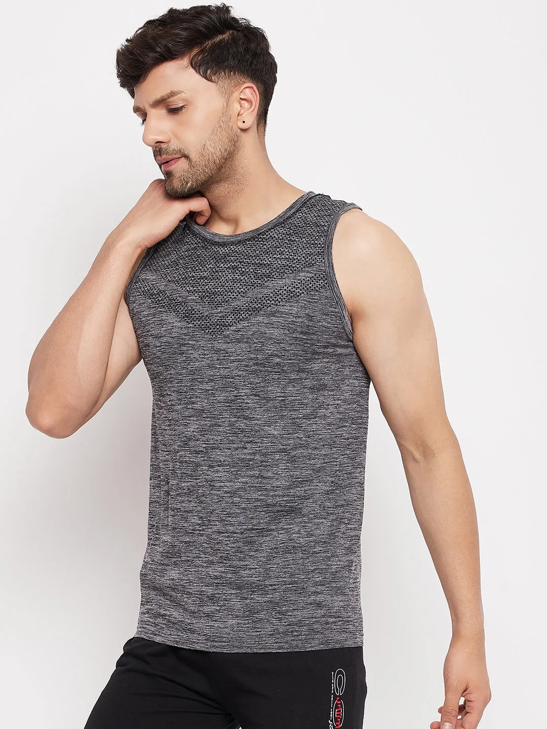 C9 Airwear Seamless Men's Sando/Vests with Round Neck - Navy