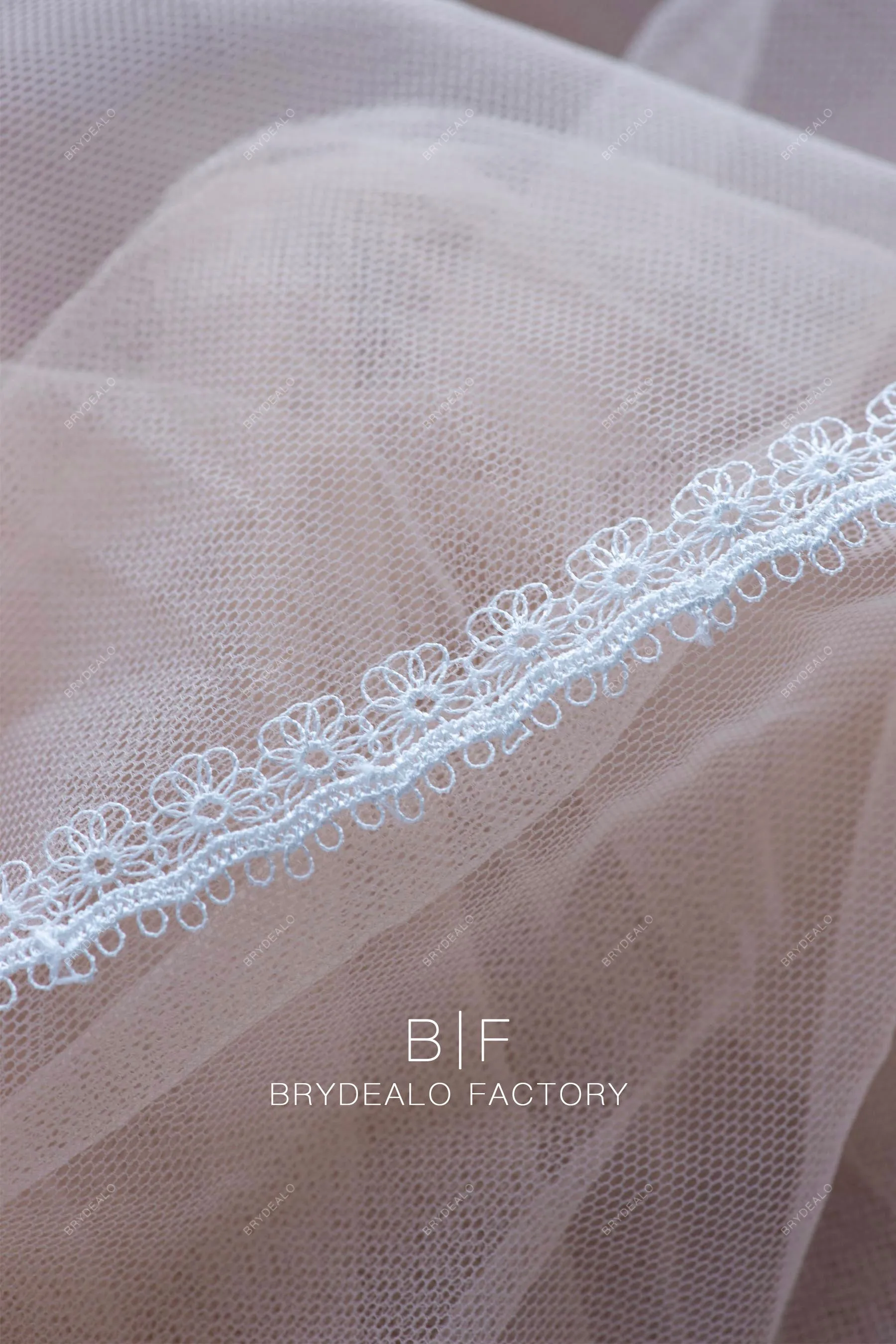 Pretty Tiny Flower Chemical Lace Trim For Sale